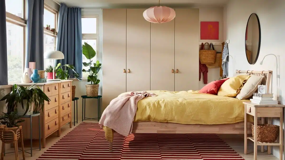 Fabriquez votre lit avec rangement Ikea sur mesure à partir d'un meuble