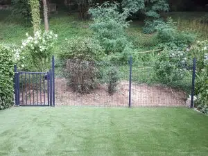 clôture rigide avec portillon