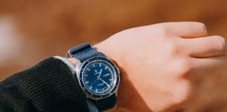 Le remontoir montre automatique une boite à montre pratique et facile à utiliser