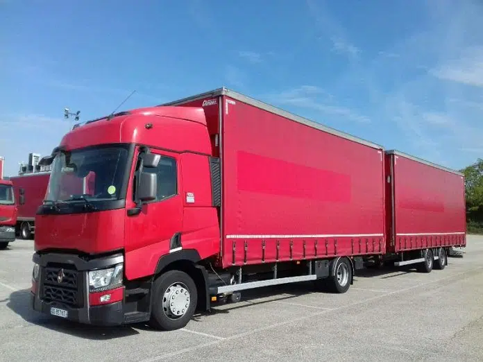 Pour quelles raisons louer une voiture industrielle