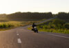 Choisir la moto parfaite pour un road trip en Europe : confort, sécurité et performance
