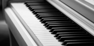 Comment bien choisir son premier piano numérique ?