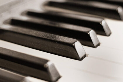 Comment les pianos numériques Roland se sont imposés face à la concurrence ?