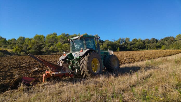 La charrue et ses pièces détachées : des éléments précieux pour le labourage des champs