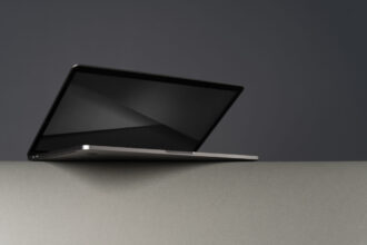 un ordinateur portable