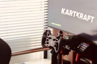 Volant de simracing avec retour de force et design ergonomique